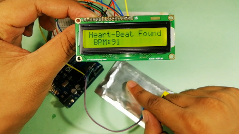 heartbeat fingertip measurement